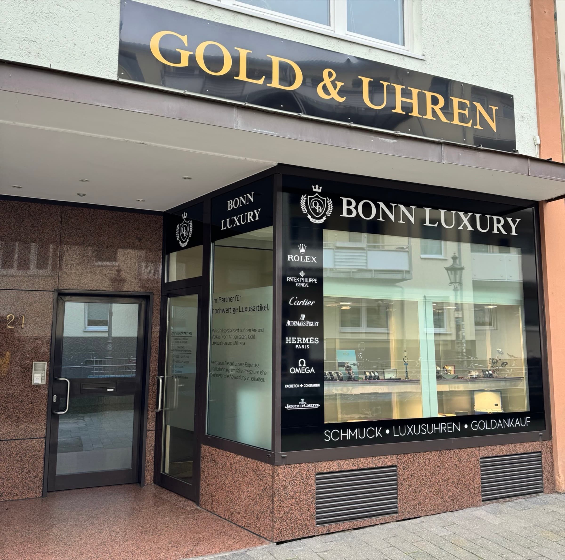 Shop at Brüdergasse 24 in Bonn with the “Gold & Uhren” sign and “Bonn Luxury” lettering in the window